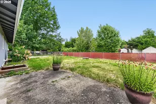 2040 NE 213th Ave, Fairview, OR 97024 - Photo 24