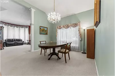 14234 NW Lakeshore Ct, Portland, OR 97229 - Photo 8