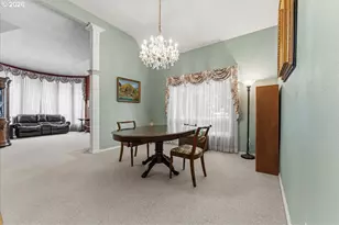 14234 NW Lakeshore Ct, Portland, OR 97229 - Photo 8