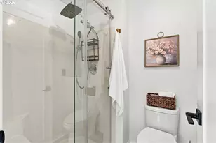 2723 SW Carolina St, Portland, OR 97239 - Photo 28