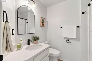 2723 SW Carolina St, Portland, OR 97239 - Photo 32