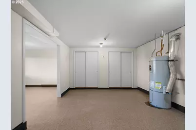 10180 SE Cresthill Rd, Happy Valley, OR 97086 - Photo 32