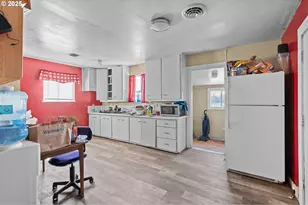 1675 NW 11th St, Hermiston, OR 97838 - Photo 8