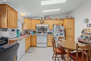 1675 NW 11th St, Hermiston, OR 97838 - Photo 18