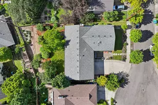 7225 SW 13th Ave, Portland, OR 97219 - Photo 46