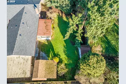 1147 S 34th Pl, Springfield, OR 97478 - Photo 34