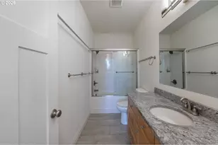 2010 Roosevelt Loop, North Bend, OR 97459 - Photo 16