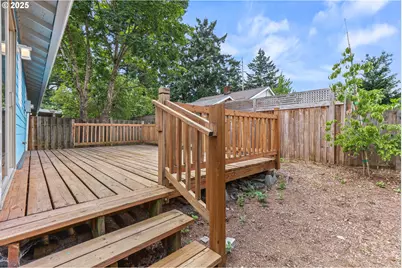 5829 SE 80th Ct, Portland, OR 97206 - Photo 32