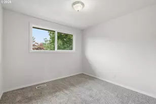 4754 Nighthawk Ct NE, Salem, OR 97305 - Photo 10