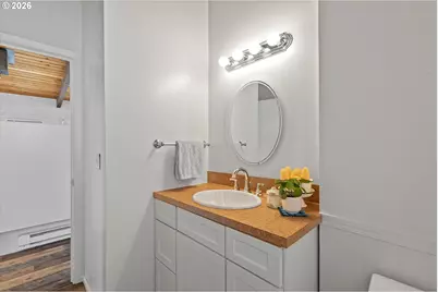 1931 NE 68th St, Lincoln City, OR 97367 - Photo 18