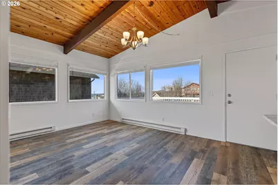 1931 NE 68th St, Lincoln City, OR 97367 - Photo 12