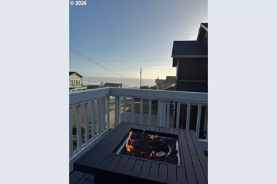 1931 NE 68th St, Lincoln City, OR 97367 - Photo 48