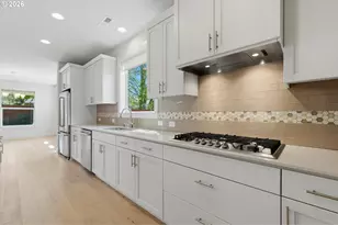 205 NW 116th St, Vancouver, WA 98685 - Photo 10