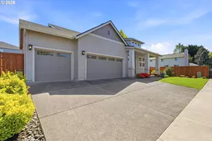 205 NW 116th St, Vancouver, WA 98685 - Photo 2
