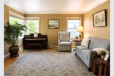 4446 NE Irving St, Portland, OR 97213 - Photo 4