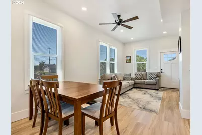 1103 Avenue F, Seaside, OR 97138 - Photo 10
