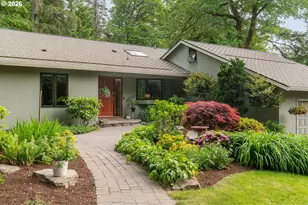3130 Westview Ct, Lake Oswego, OR 97034 - Photo 2