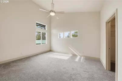 40 SW McKinley Ave, Bend, OR 97702 - Photo 16