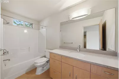 40 SW McKinley Ave, Bend, OR 97702 - Photo 14