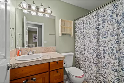 1205 NE 188th Pl, Portland, OR 97230 - Photo 12