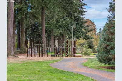 1205 NE 188th Pl, Portland, OR 97230 - Photo 36