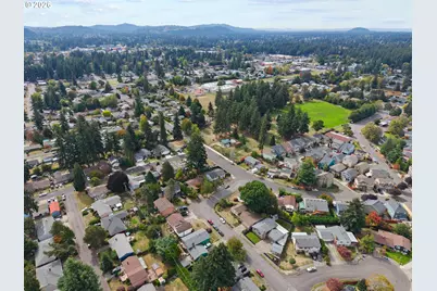 1205 NE 188th Pl, Portland, OR 97230 - Photo 34