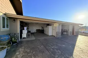 3647 SW Highway 97, Madras, OR 97741 - Photo 4