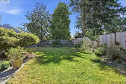20190 SW Imperial St, Beaverton, OR 97003 - Photo 30