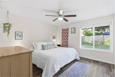 20190 SW Imperial St, Beaverton, OR 97003 - Photo 18