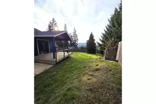 263 Addison Ave, Sutherlin, OR 97479 - Photo 24