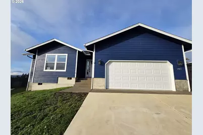 263 Addison Ave, Sutherlin, OR 97479 - Photo 1