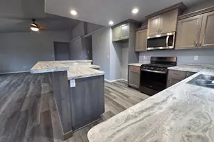 263 Addison Ave, Sutherlin, OR 97479 - Photo 8