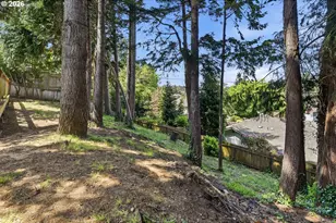 3854 Vista Dr, North Bend, OR 97459 - Photo 24