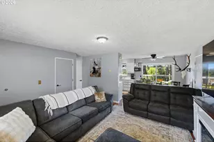 3854 Vista Dr, North Bend, OR 97459 - Photo 8