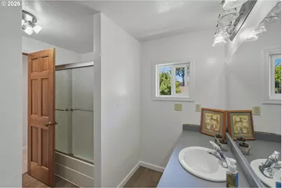 1915 Fern Ct, Coos Bay, OR 97420 - Photo 22