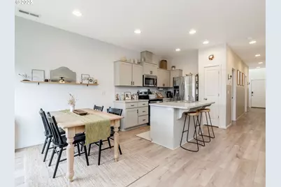 5010 Gemini Ave NE, Salem, OR 97305 - Photo 14