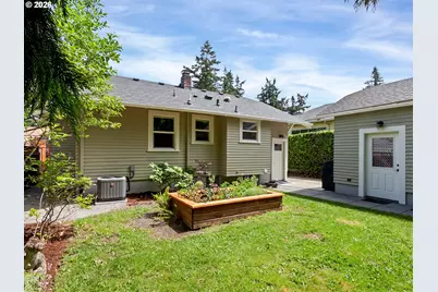 4219 NE 78th Ave, Portland, OR 97218 - Photo 32