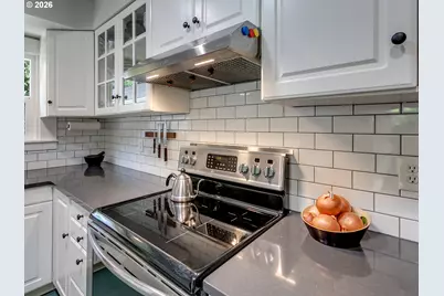 4219 NE 78th Ave, Portland, OR 97218 - Photo 10