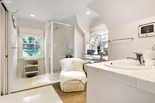 6394 SW Burlingame Ave, Portland, OR 97239 - Photo 18