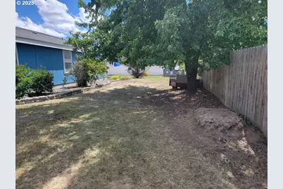 421 W Grant St, Burns, OR 97720 - Photo 26