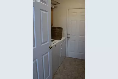 421 W Grant St, Burns, OR 97720 - Photo 40