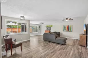 14105 SW Spinnaker Dr, Beaverton, OR 97005 - Photo 8