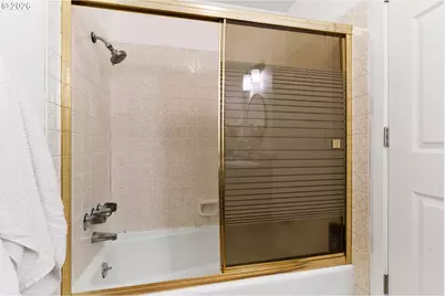 14105 SW Spinnaker Dr, Beaverton, OR 97005 - Photo 26