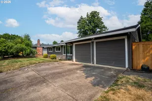 14105 SW Spinnaker Dr, Beaverton, OR 97005 - Photo 2