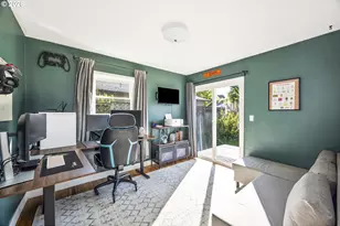 9101 N Allegheny Ave, Portland, OR 97203 - Photo 16