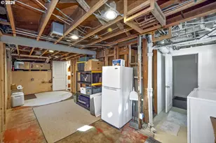 9101 N Allegheny Ave, Portland, OR 97203 - Photo 36