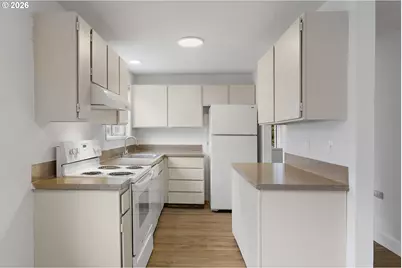 5620 NE Killingsworth St, Portland, OR 97218 - Photo 6