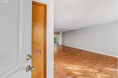 11892 SW Morning Hill Dr, Portland, OR 97223 - Photo 4