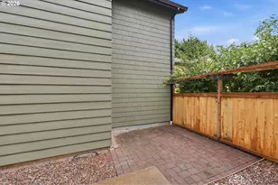 1680 Riley Ln, Eugene, OR 97402 - Photo 38