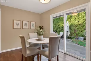 17928 Royal Ct, Lake Oswego, OR 97035 - Photo 8